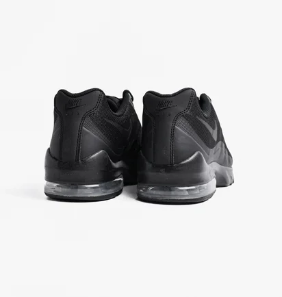 Кроссовки мужские Nike Air Max Invigor Black 749680-001