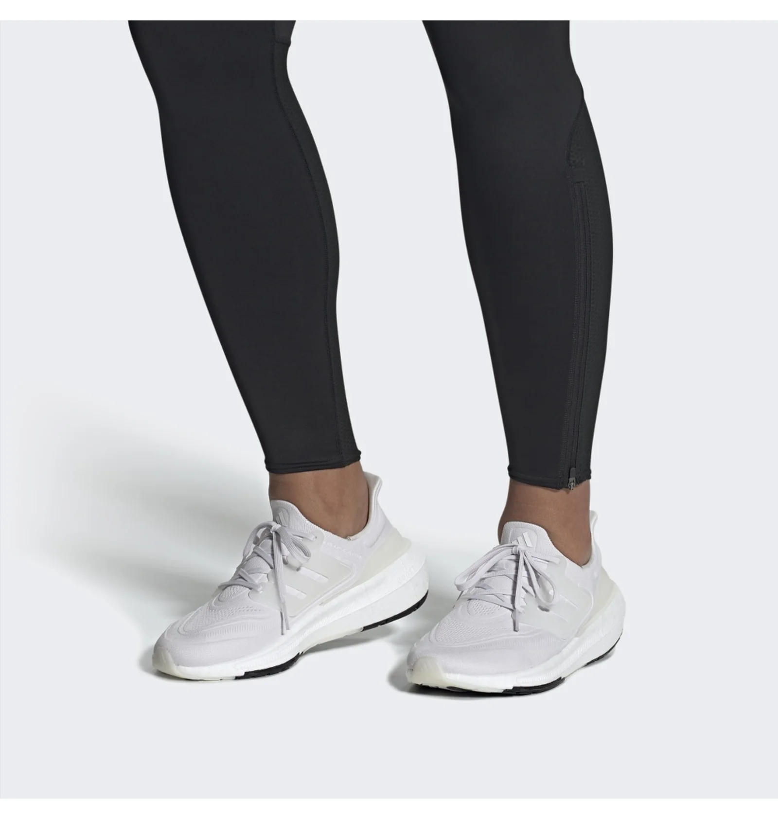 ᐉ Кросівки унісекс Adidas Ultraboost Light Running Shoes Grey