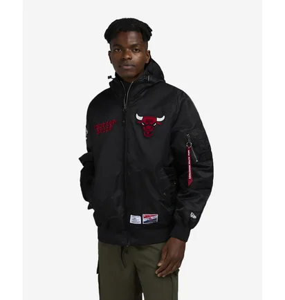 Бомбер мужской Alpha Industries Chicago Bulls Black 60564085