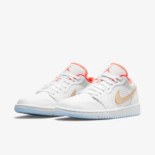 Кроссовки женские Air Jordan 1 Low Se White Sesame White DC9509-100