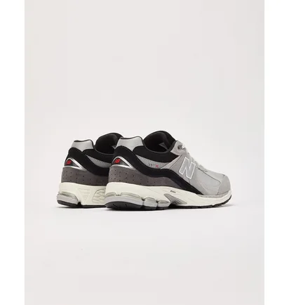 Кроссовки унисекс New Balance 2002R Grey M2002RSG