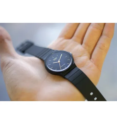 Часы унисекс Casio Analog MQ-24-1E