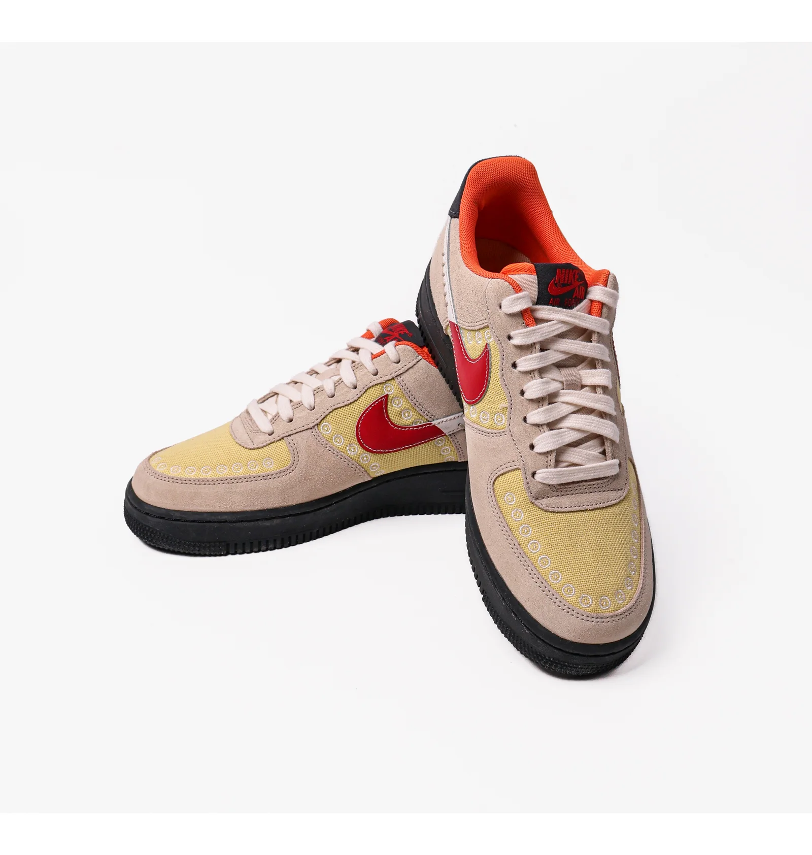 ᐉ Кроссовки мужские Nike Air Force 1 07 Lx Beige Dz5355-126