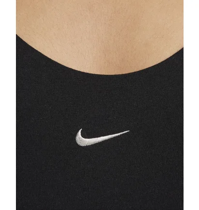 Майка женская Nike Body Sportswear Chill Knit Black FN3658-010