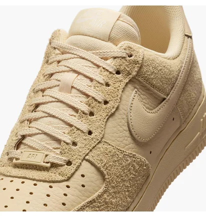 Кросівки жіночі Nike Air Force 1 07 Beige IB4001-200