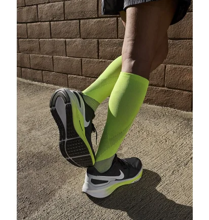 Кросівки чоловічі Nike Structure 25 Road Running Shoes Black DJ7883-005