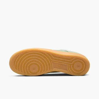 Кросівки чоловічі Nike Air Force 1 07 Lv 8 Olive FQ8714-300