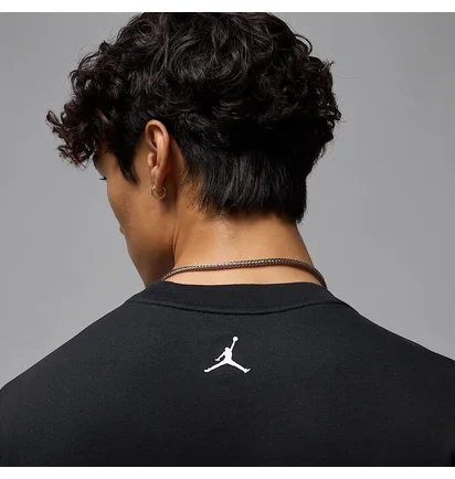 Футболка чоловіча Air Jordan Wings Photo Black IF5617-010