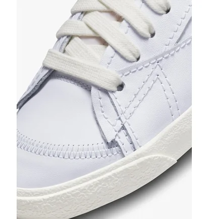 Кросівки чоловічі Nike Blazer Low 77 Jumbo White FN3413-100