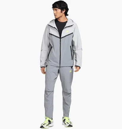 Спортивний костюм чоловічий Nike Tech Windrunner Grey HV6514-065__HV6515-065