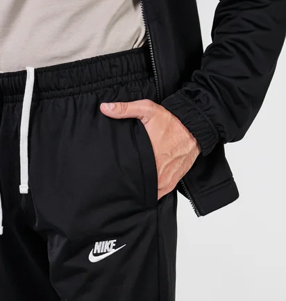 Спортивный костюм мужской Nike Poliestrowej Club Black FB7351-010