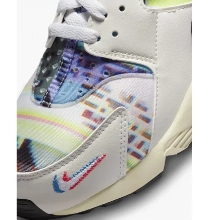 Кросівки жіночі Nike Air Huarache Se Beige Dx3264-902