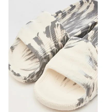 Тапочки мужские Adidas Originals Adilette 22 Slides Beige/Grey IG5919
