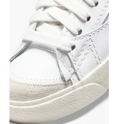 Кроссовки женские Nike Womens Shoes White Dq1470-100