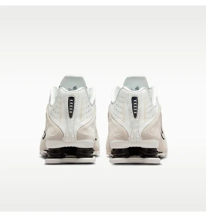 Кроссовки женские Nike Shox R4 WomenS Shoes Beige/White HQ7739-100