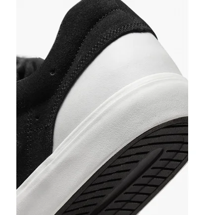 Кроссовки мужские Air Jordan Series Es Black/White Dn1856-061