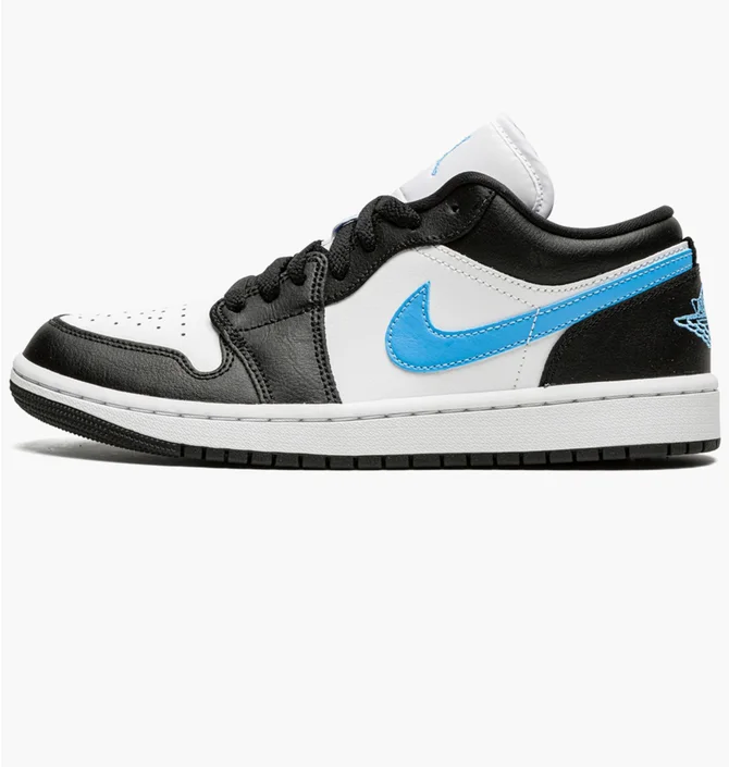 Кросівки жіночі Air Jordan Wmns 1 Low White/Black DC0774-041