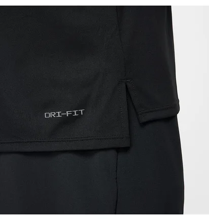 Футболка мужская Nike Dri-Fit T-Shirt Black HQ4904-010