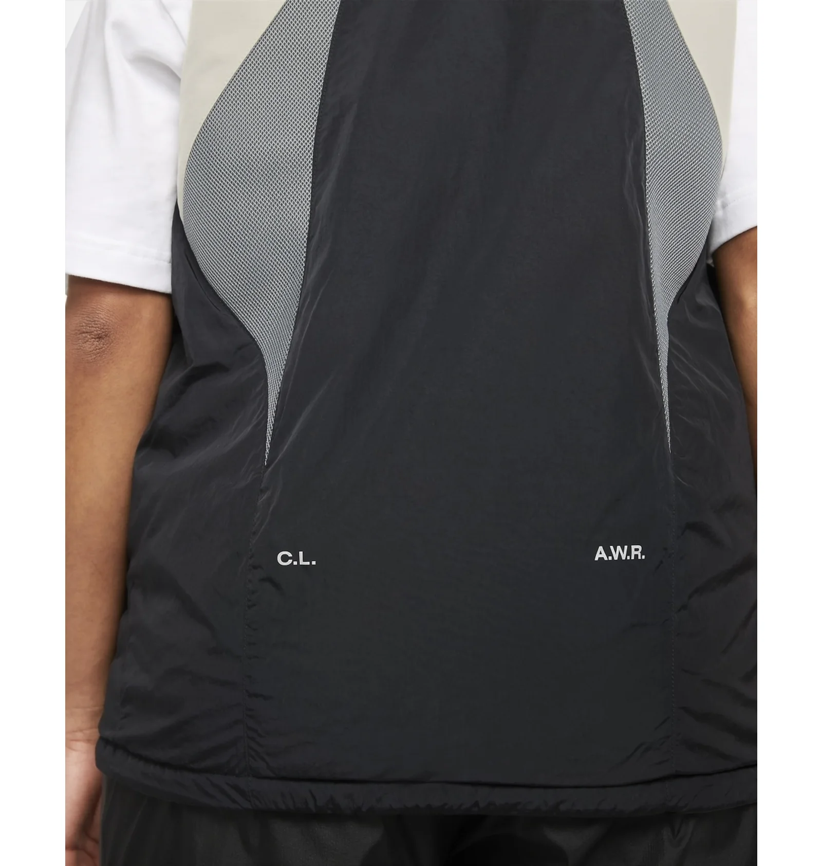 ᐉ Жилетка мужская Nike Nocta Reversible Vest Black/White DR2663