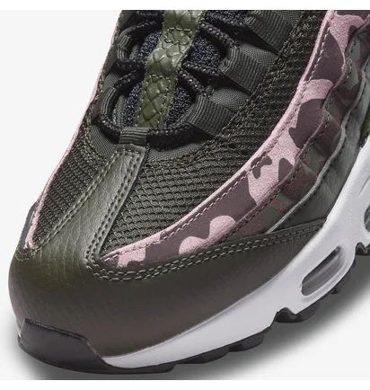 Кросівки жіночі Nike Air Max 95 Black DN5462-200