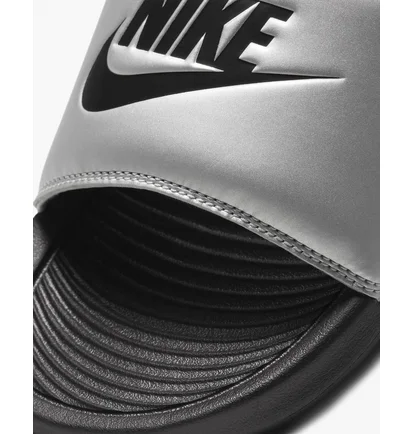 Тапочки жіночі Nike Victori One Black/Grey CN9677-006