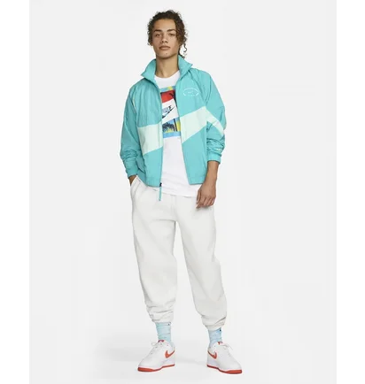 Футболка чоловіча Nike Sportswear White Dr8071-100