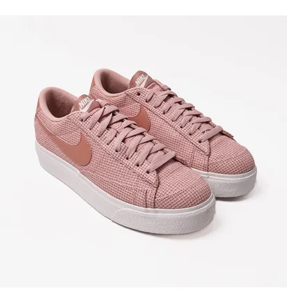 Кросівки жіночі Nike Blazer Low Platform Pink Dn0744-600