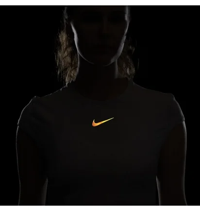Футболка женская Nike Dri-Fit Adv Run Division T-Shirt Grey DX0199-536