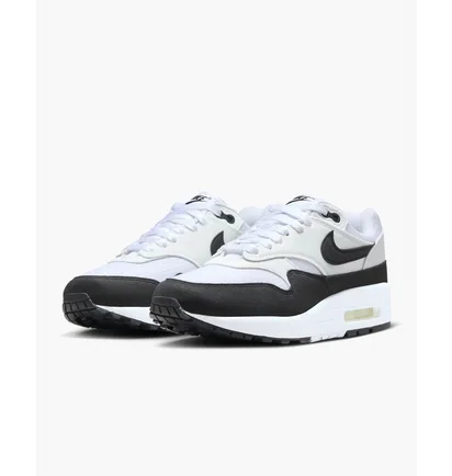 Кросівки жіночі Nike Air Max 1 Shoes White/Black DZ2628-102