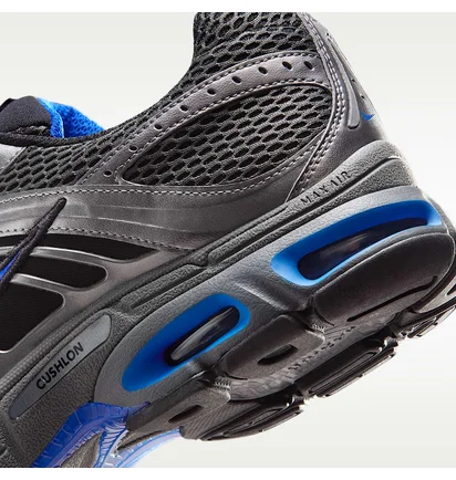 Кросівки чоловічі Nike Air Max Moto 2K Metallic/Blue IO9279-003