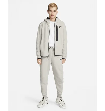 Штаны мужские Nike Sportswear Tech Fleece Men S Winterized Joggers Beige Dq4808-016
