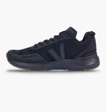 Кроссовки унисекс Veja Engineered-Mesh Black IP1402456B