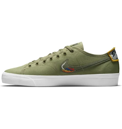 Кроссовки унисекс Nike Sb Blzr Court D V D L Skate Shoes Olive CZ5605-300