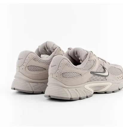 Кросівки жіночі Nike V5 Rnr Grey/Violet II6294-201