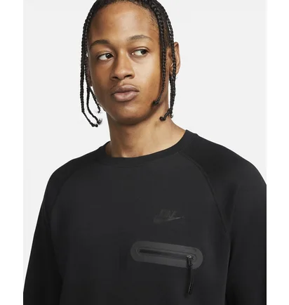Лонгслів чоловічий Nike Tech Fleece Lightweight Black FD9880-010