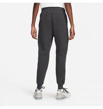 Штани чоловічі Nike Sportswear Tech Fleece Jogger Pants Grey FB8002-060