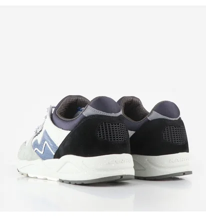 Кроссовки мужские Karhu Aria 95 Shoes Beige/Grey F803092