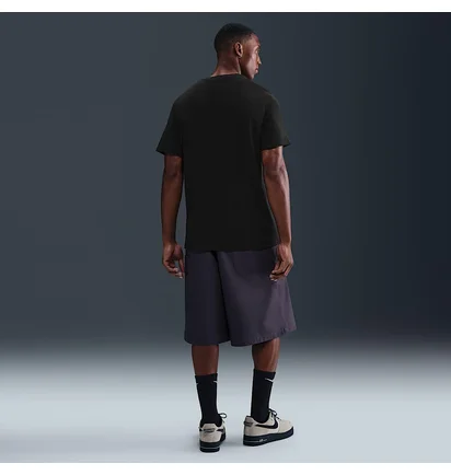 Футболка мужская Nike Sportswear Black HQ9166-010