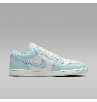 Кроссовки мужские Nike 1 Low Se White/Light Blue HJ5999-400