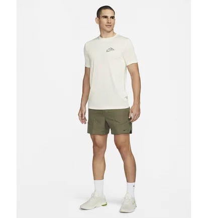 Шорты мужские Nike Dri-Fit Adv A.P.S. 15 Cm Olive FB6853-222