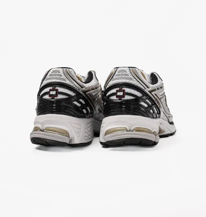 Кроссовки мужские New Balance 1906R White M1906Ra