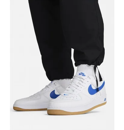 Штани чоловічі Nike Club Black FN3096-010