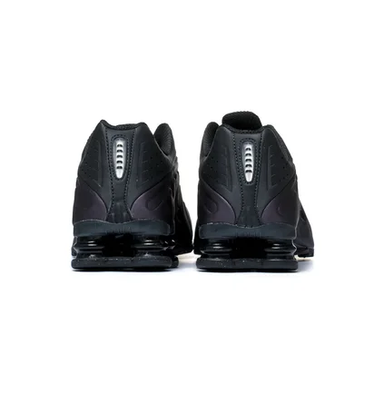 Кросівки чоловічі Nike Shox R4 MenS Shoes Black HQ1988-500