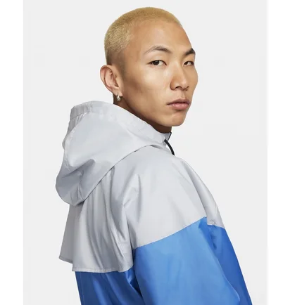 Куртка мужская Nike Sportswear Windrunner Hooded Jacket Light Blue/White DA0001-402
