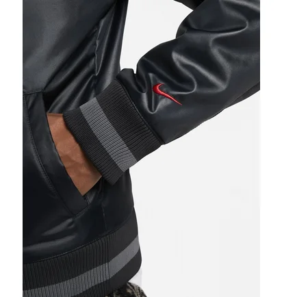 Куртка чоловіча Nike Black Dq6203-045