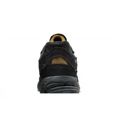 Кроссовки мужские New Balance 2002R Black M2002RDB