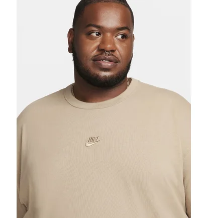 Футболка мужская Nike T-Shirt Sportswear Premium Essentials Beige DO7392-247