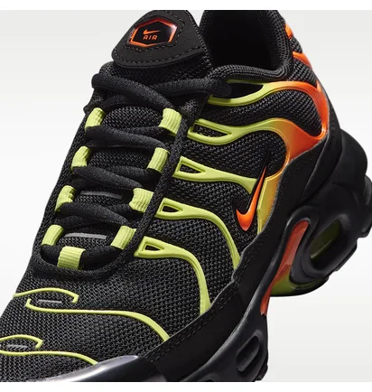 Кросівки дитячі Nike Air Max Plus Younger Kids Shoes Black FZ0023-040