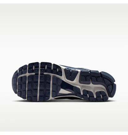 Кросівки чоловічі Nike Zoom Vomero 5 Se Blue IQ6589-400