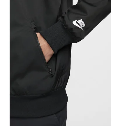 Вітровка чоловіча Nike M Nsw Spe+ Wvn Wr Jkt Mfta Black Dm6867-010